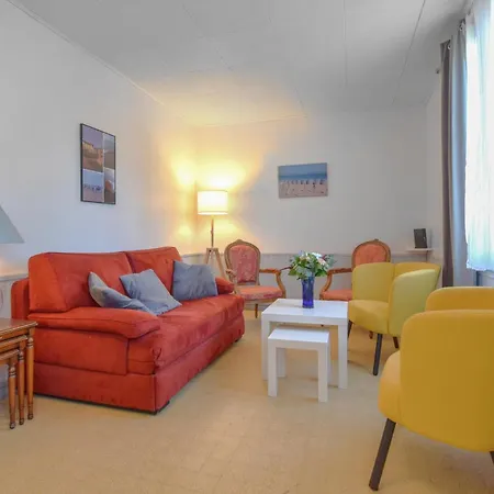 3 Bedroom Stunning In *