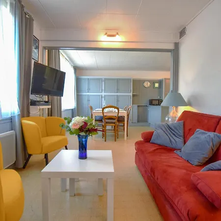 3 Bedroom Awesome In *