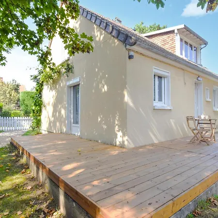 3 Bedroom Awesome In * Cabourg