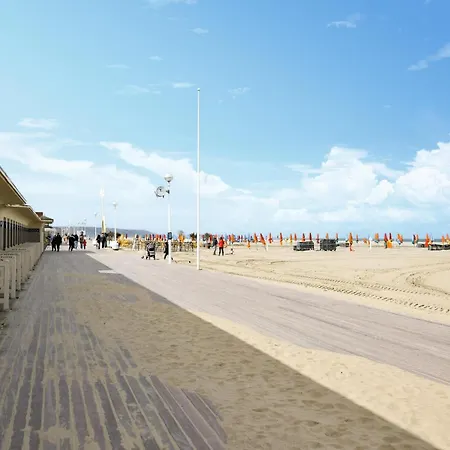 3 Bedroom Awesome In Holiday home Cabourg