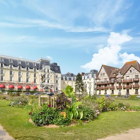 Holiday home 3 Bedroom Awesome In