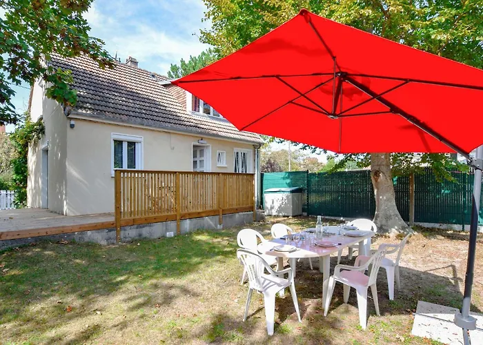 Дом отдыха 3 Bedroom Awesome In *