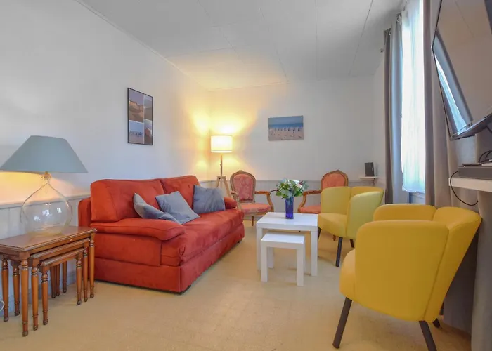 3 Bedroom Awesome In *