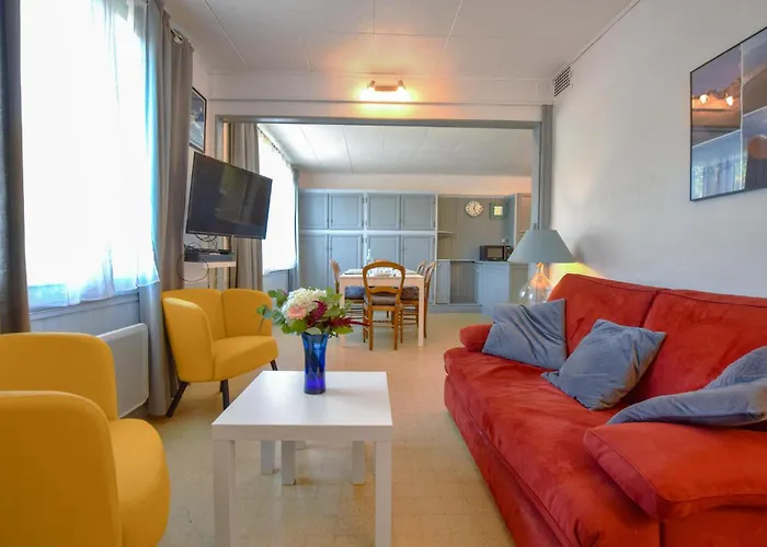 3 Bedroom Awesome In *